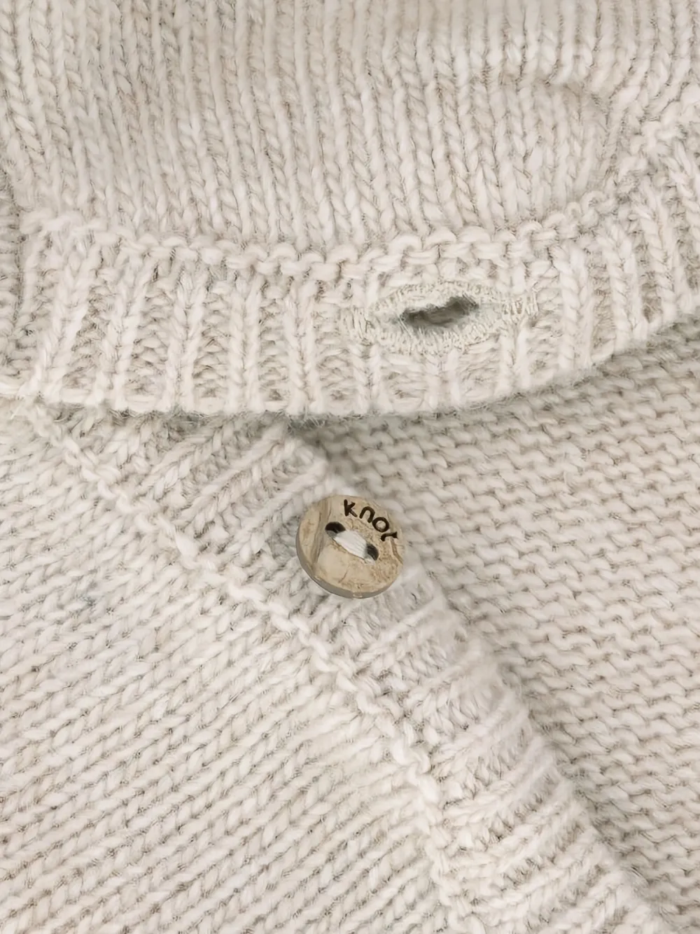 Knot Bubble Moon gebreide trui Beige