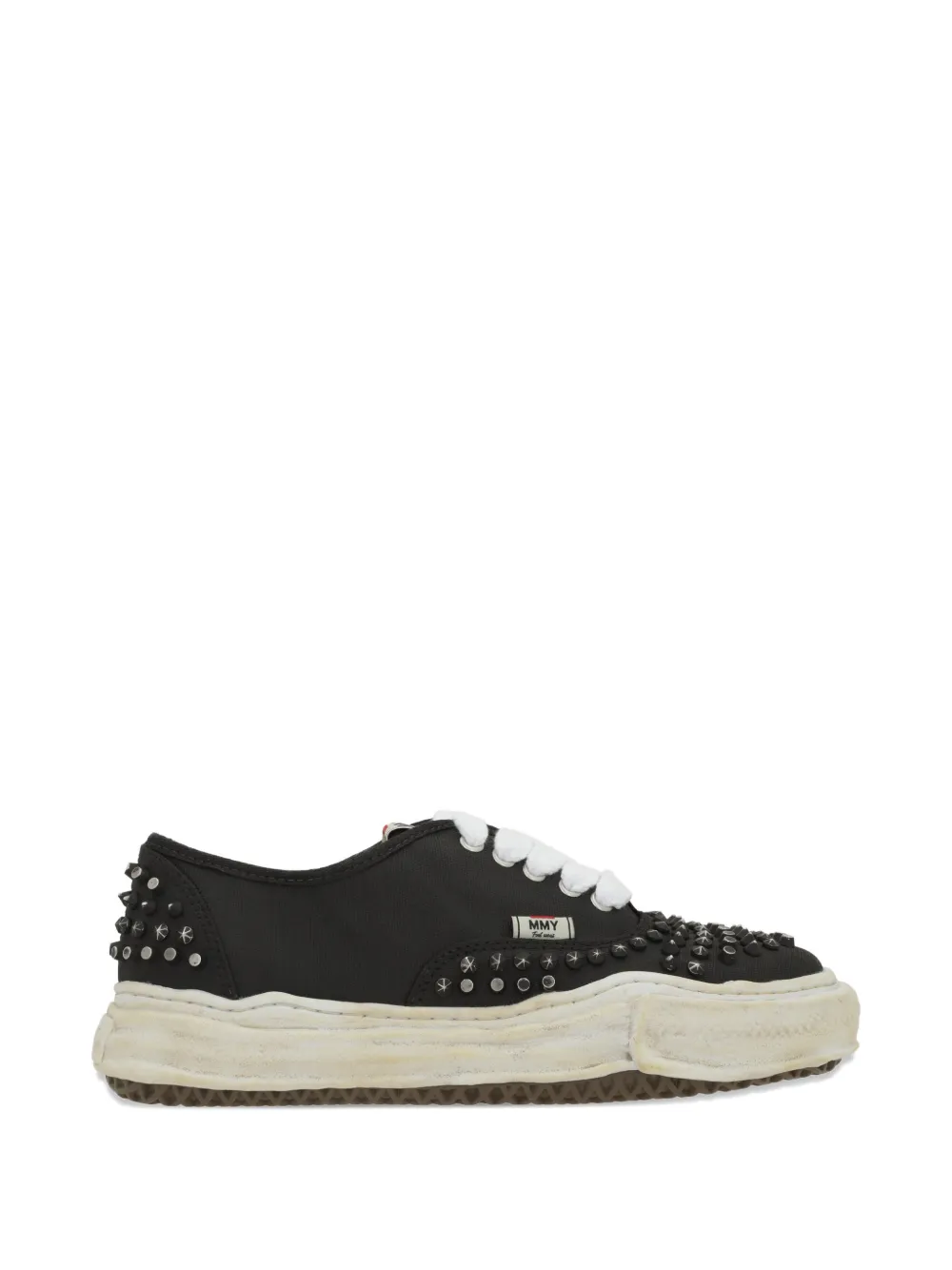 Maison MIHARA YASUHIRO Sneakers met studs Zwart