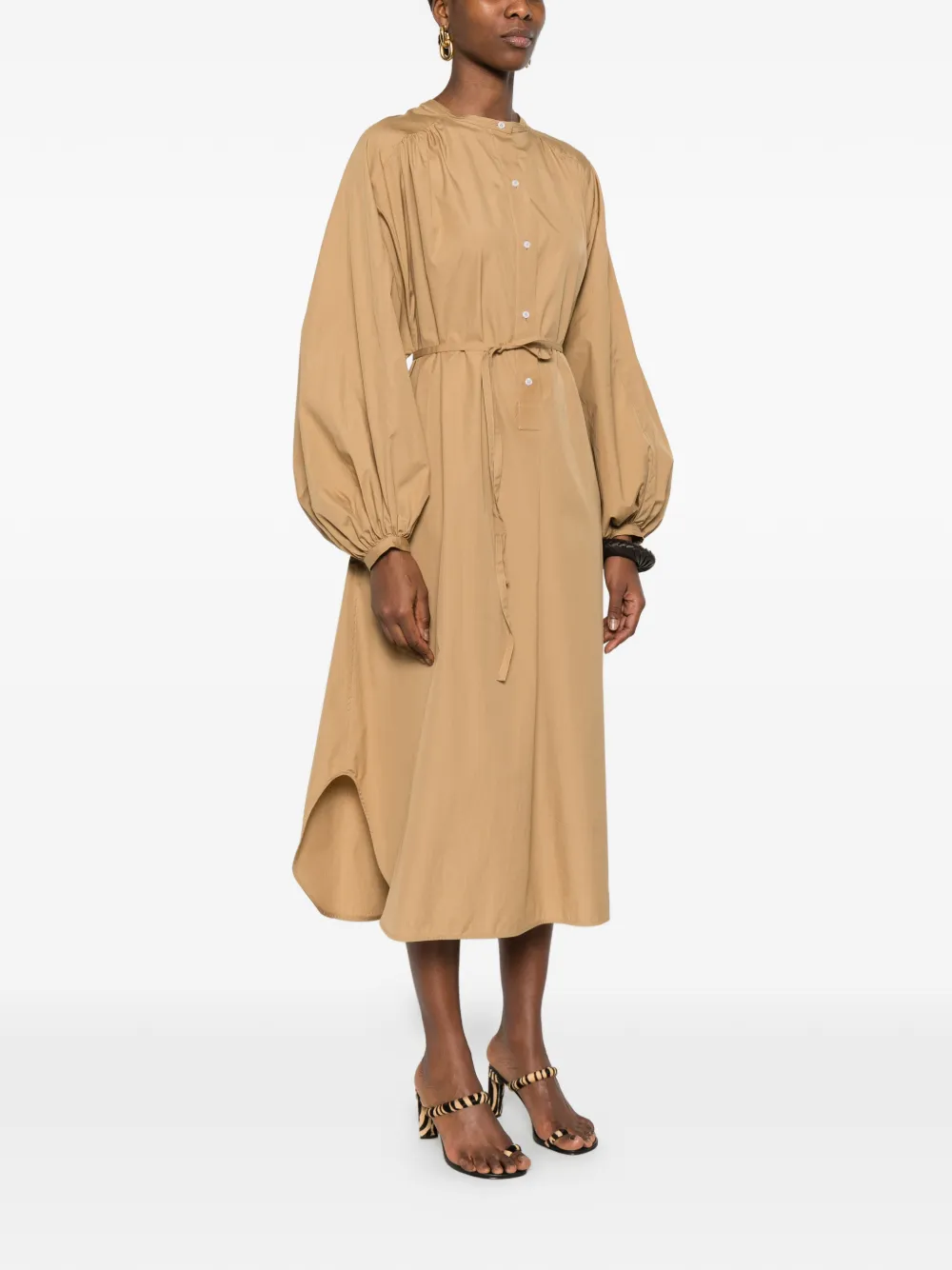 LouLou de Saison Midi-jurk met knoopsluiting en riem Beige