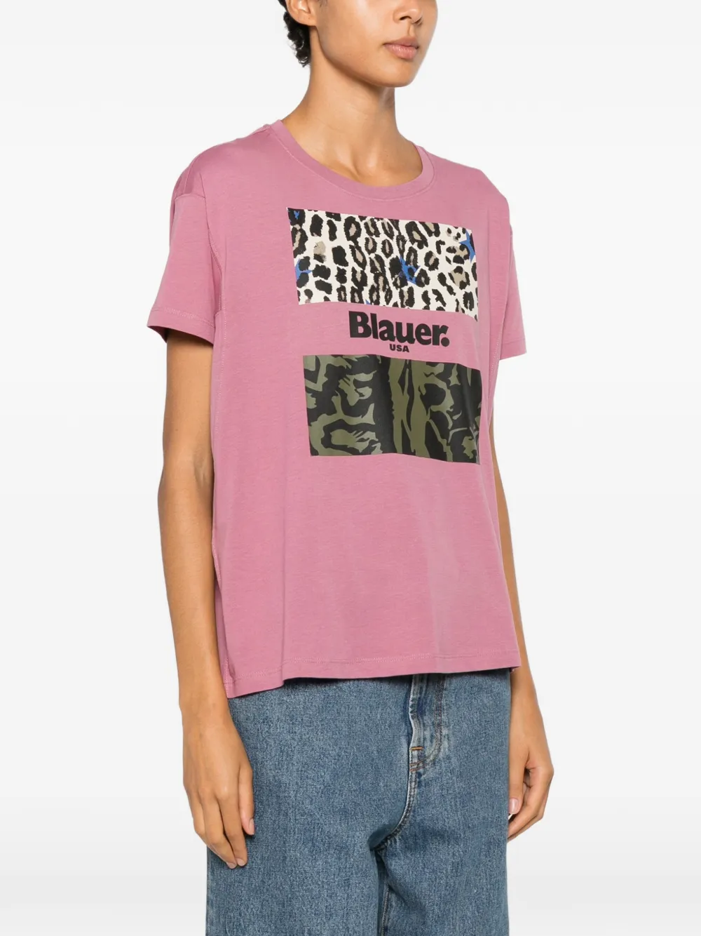 Blauer logoprint T-shirt met luipaardprint Roze