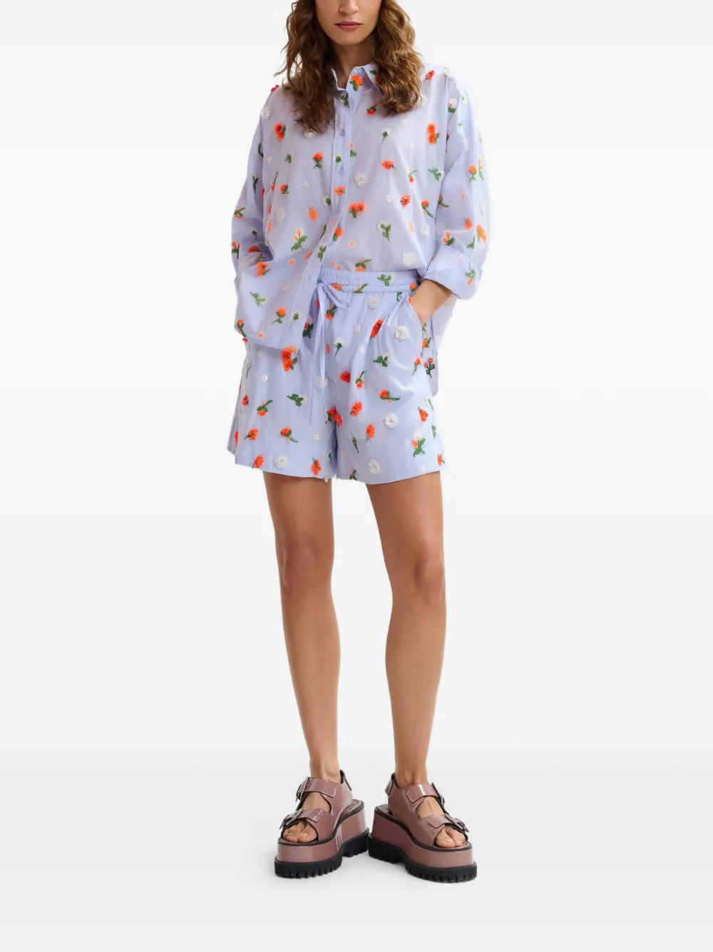 Essentiel Antwerp Shorts verfraaid met bloemen Blauw