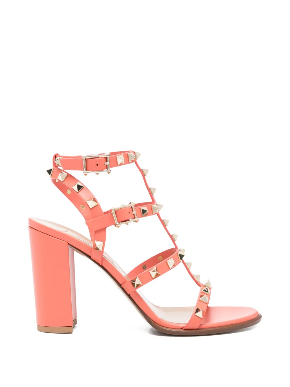 Valentino Garavani Rockstud studded strap sandals Oranje