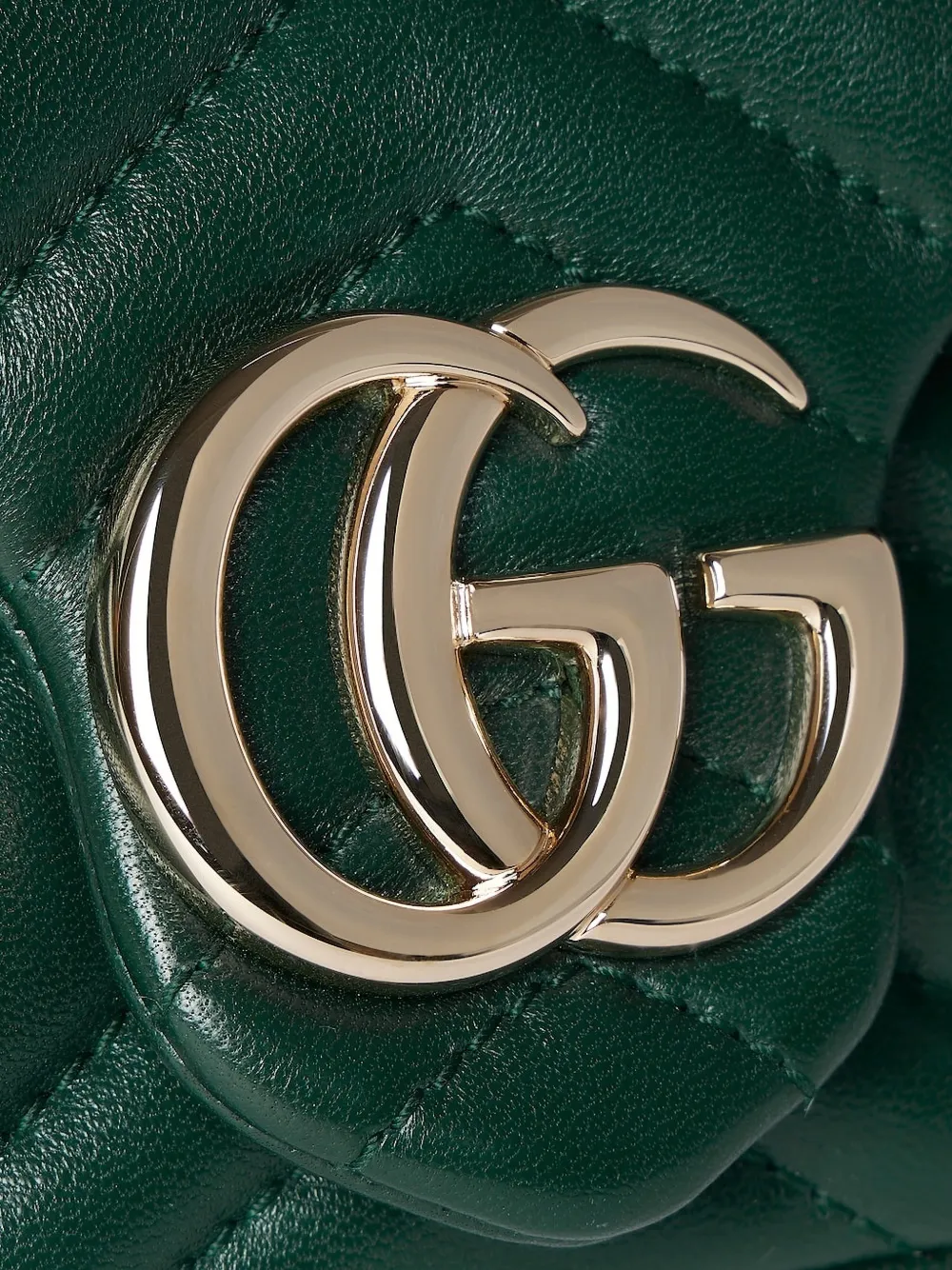 Gucci GGマーモント キルティングショルダーバッグ ミニ | グリーン