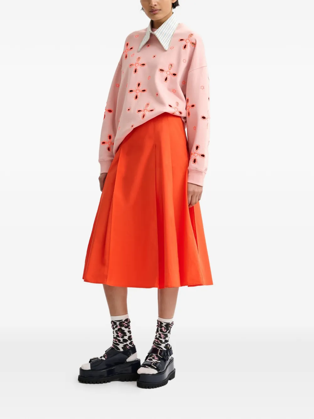 Floral-Pattern Embroidered Sweatshirt