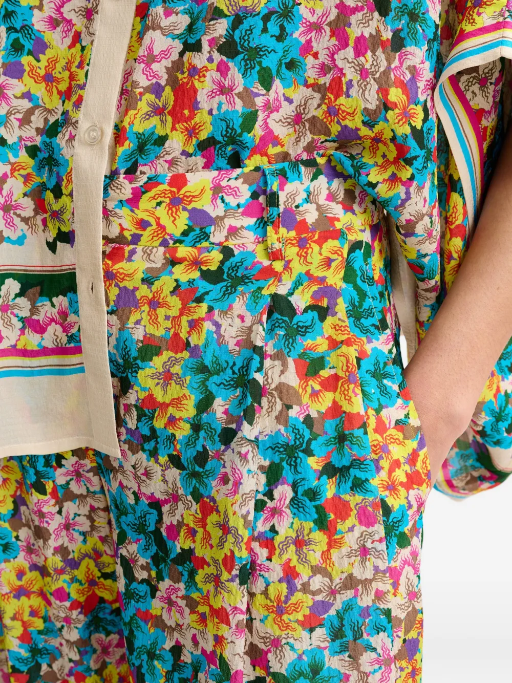 Essentiel Antwerp Broek met bloemenprint Blauw