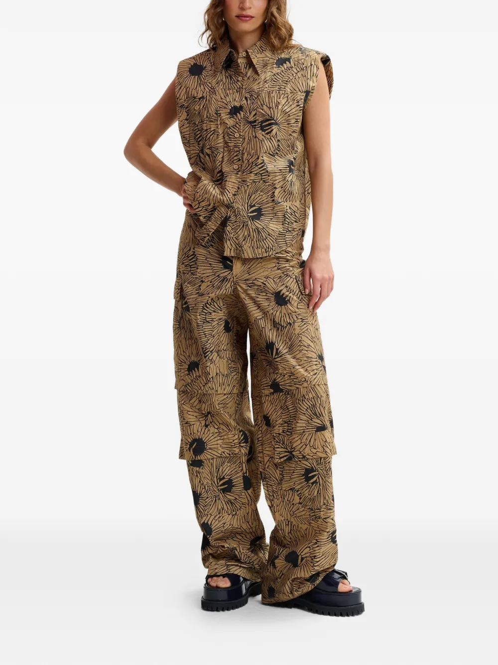  Essentiel Antwerp Floral-print Cargo Pants - Neutrals 