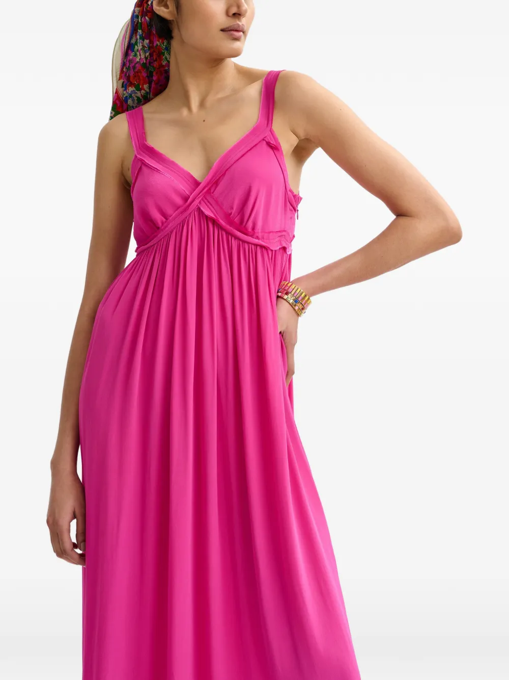 Essentiel Antwerp Maxi-jurk met V-hals Roze