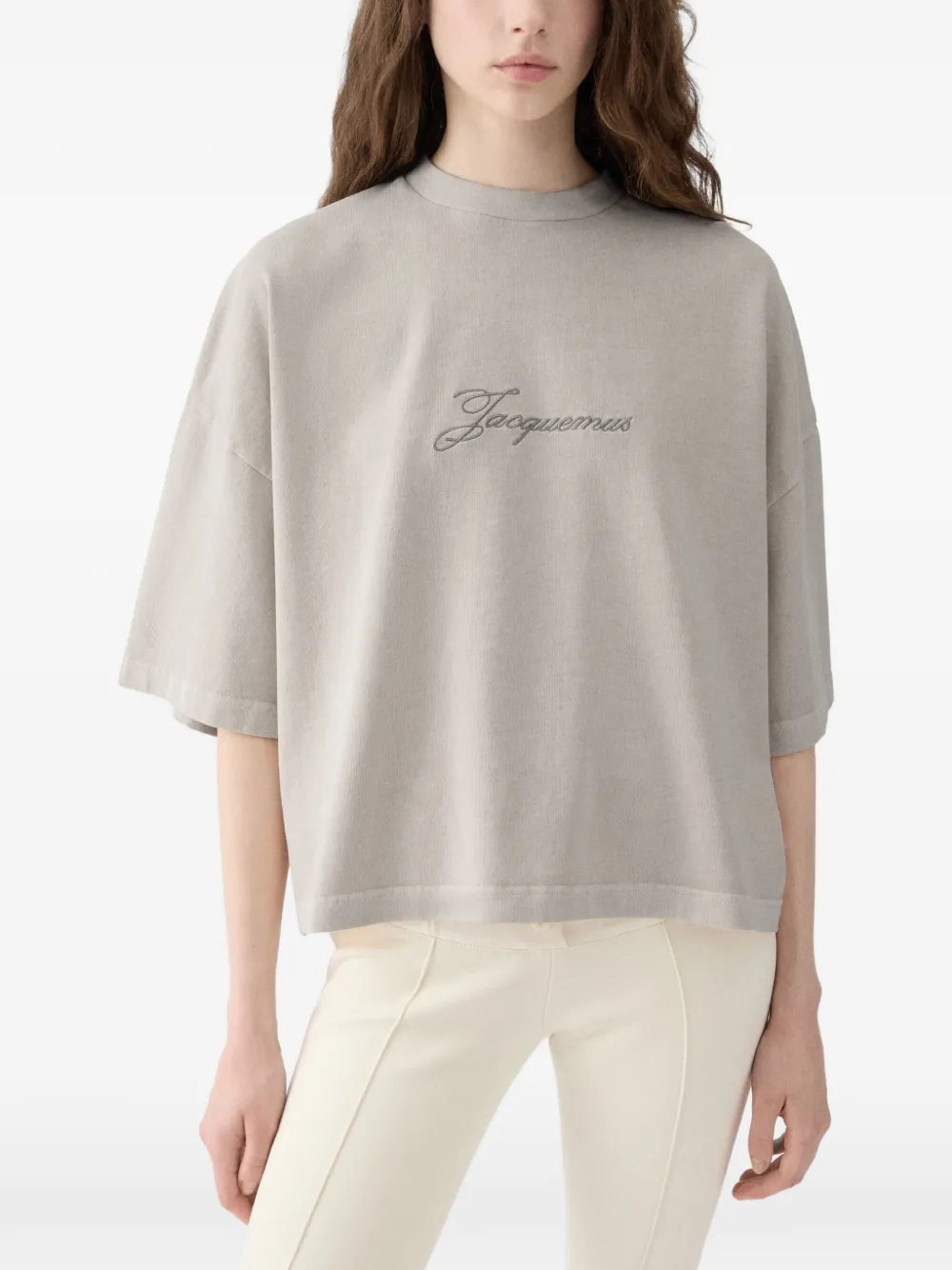 Jacquemus T-shirt met geborduurd logo Beige