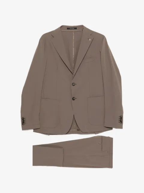 Tagliatore traje con solapa de muesca
