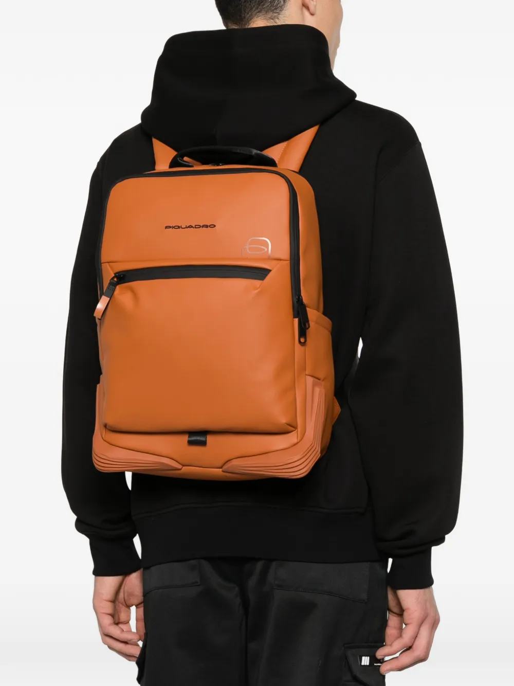 PIQUADRO ジップ バックパック