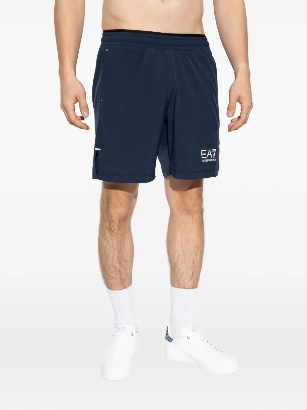 Ea7 Emporio Armani Shorts met logoprint Blauw