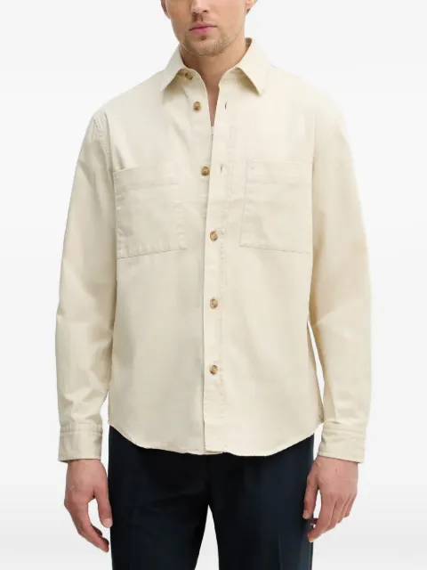 BOSS camisa con botones y bolsillos en el pecho