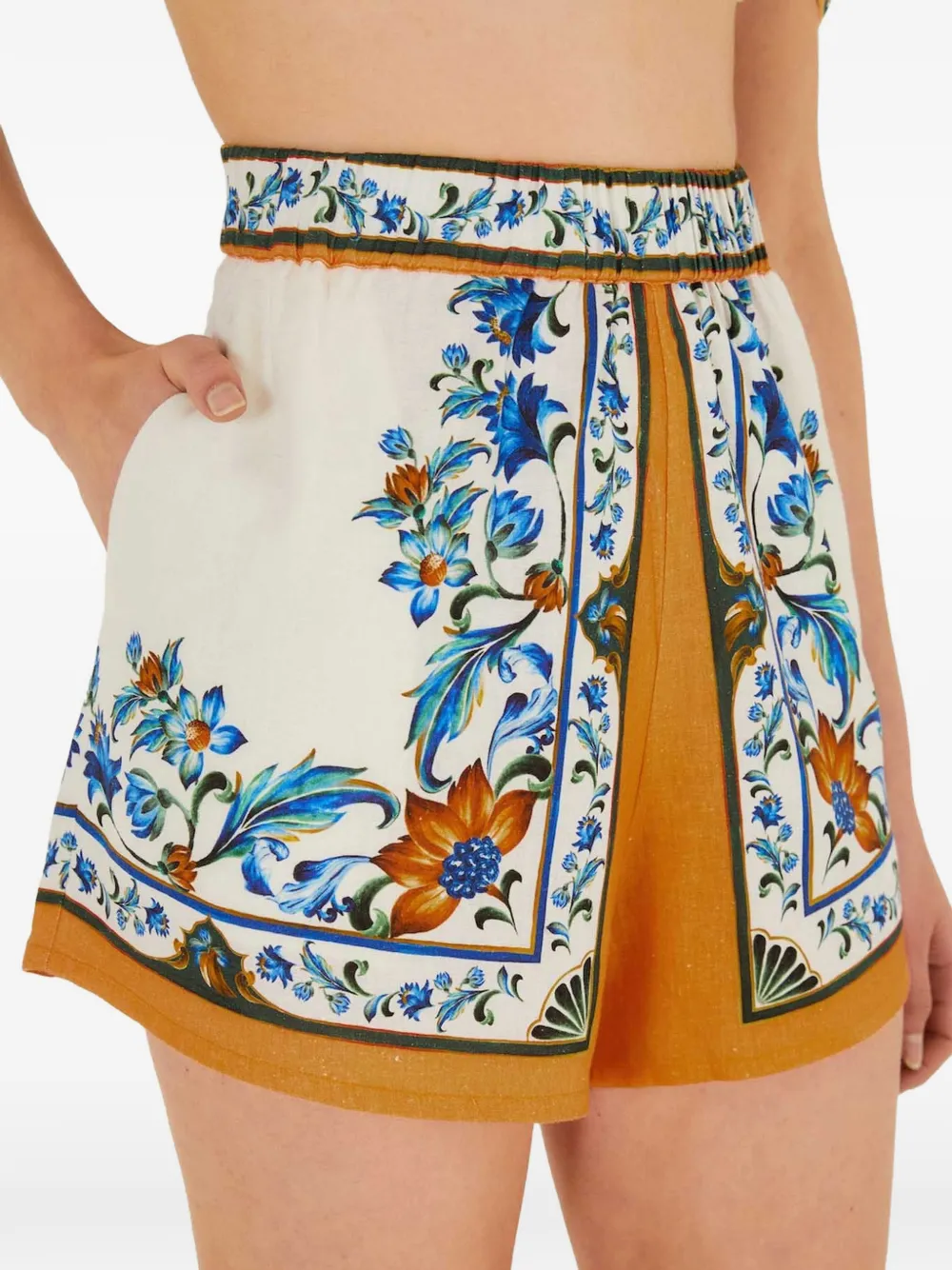 FARM Rio Shorts met bloemenprint Beige