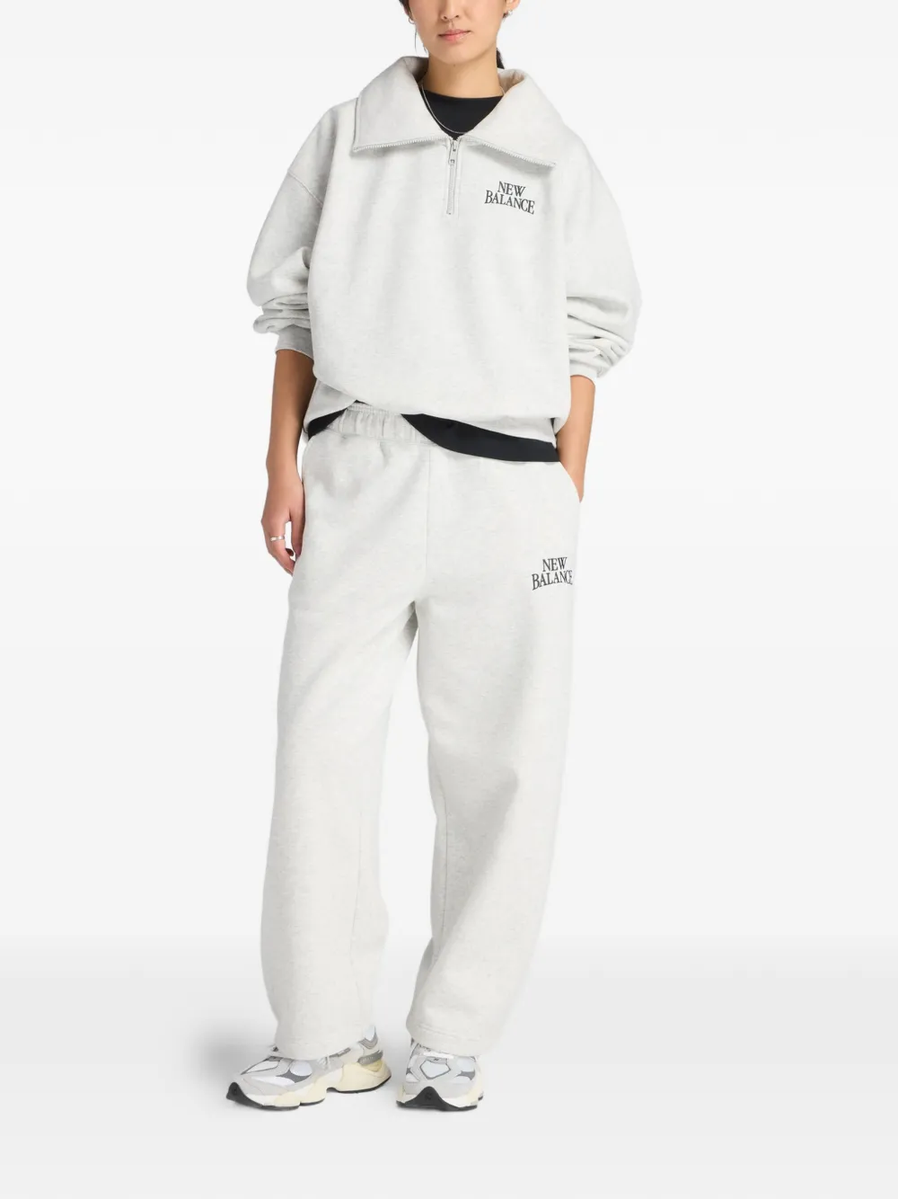  New Balance Trackside Embroidered Half Zip Sweatshirt - Grey 