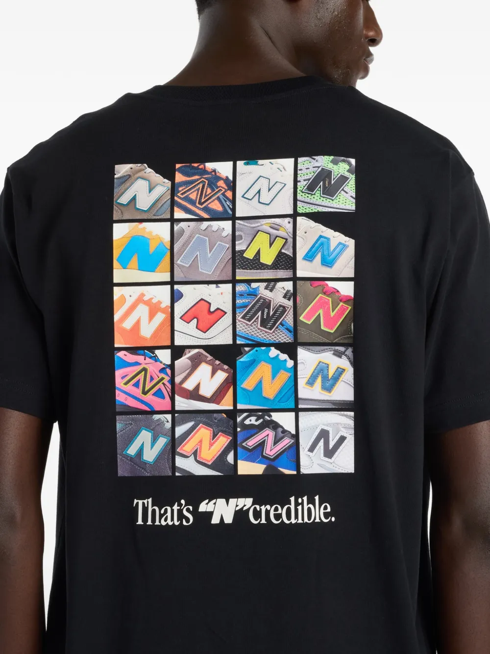 New Balance N Collage T-shirt met grafische print Zwart