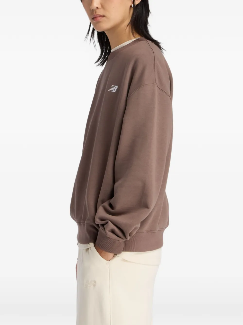  New Balance Essentials Logo Crew Sweater - Brown 