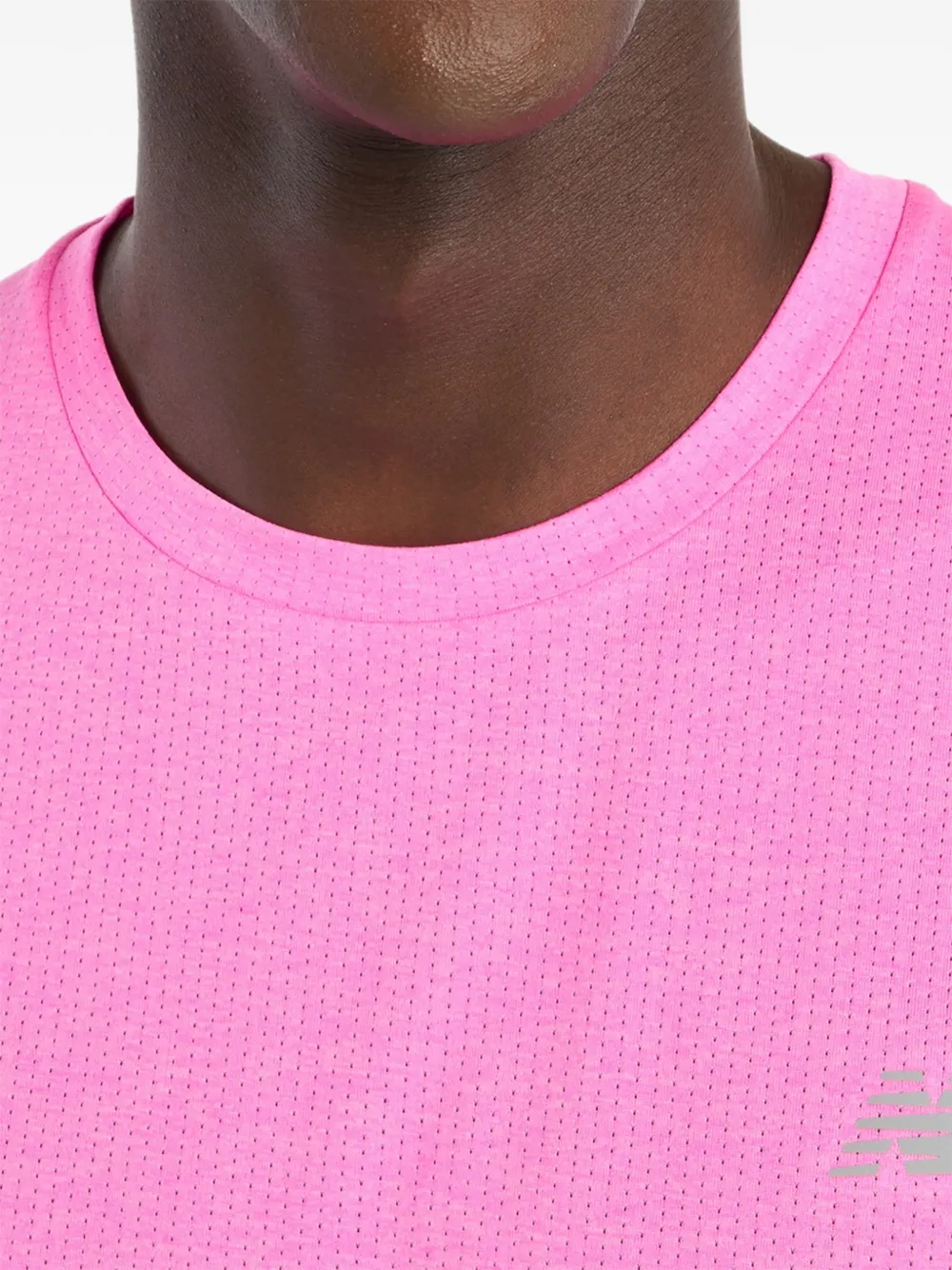 New Balance Essential T-shirt met logo Roze
