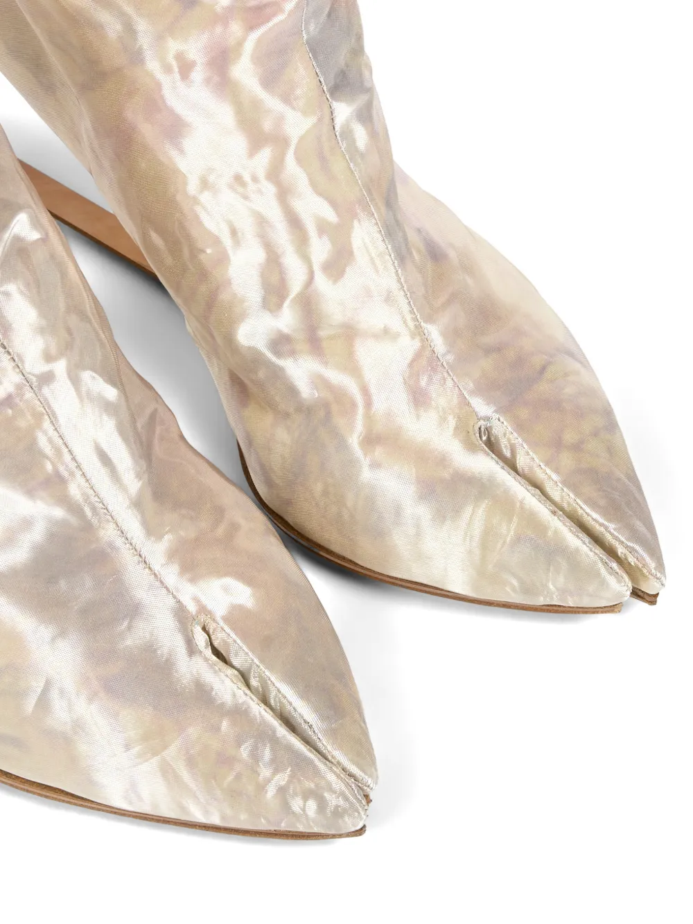 Maison Margiela Tabi knielaarzen met puntige neus Beige