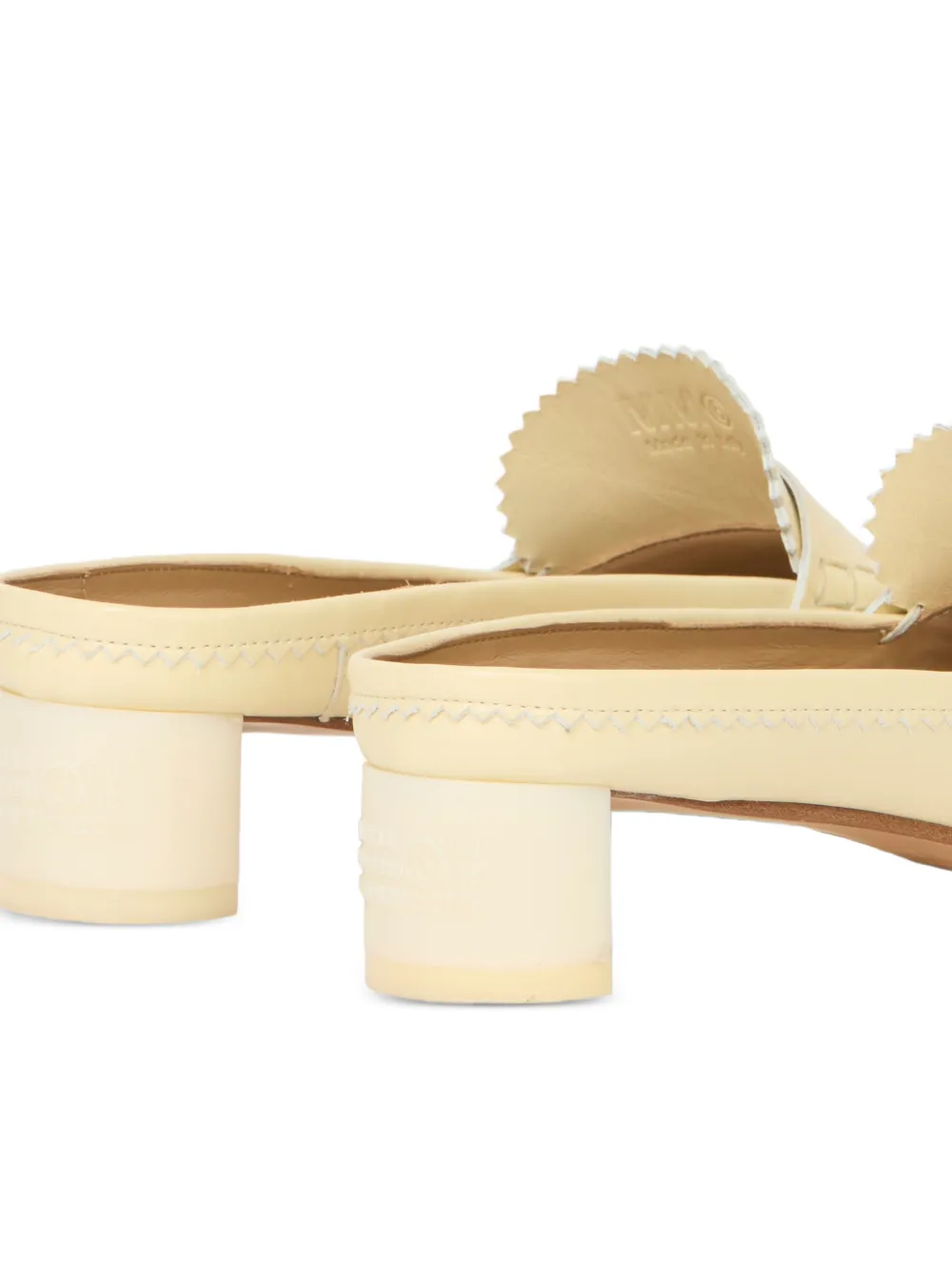 MM6 Maison Margiela Penny leren slippers Beige
