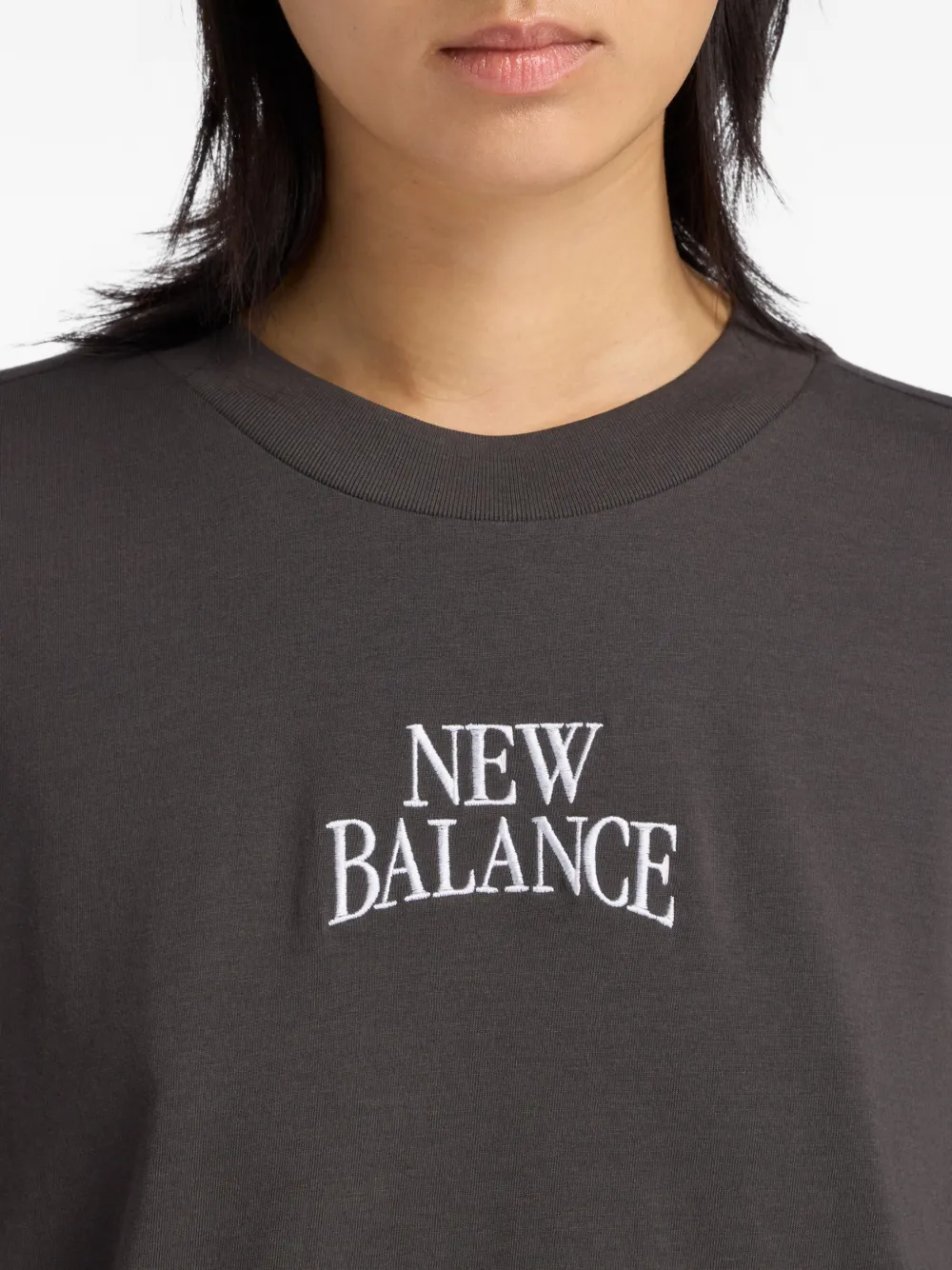 New Balance Trackside oversized T-shirt met borduurwerk Zwart