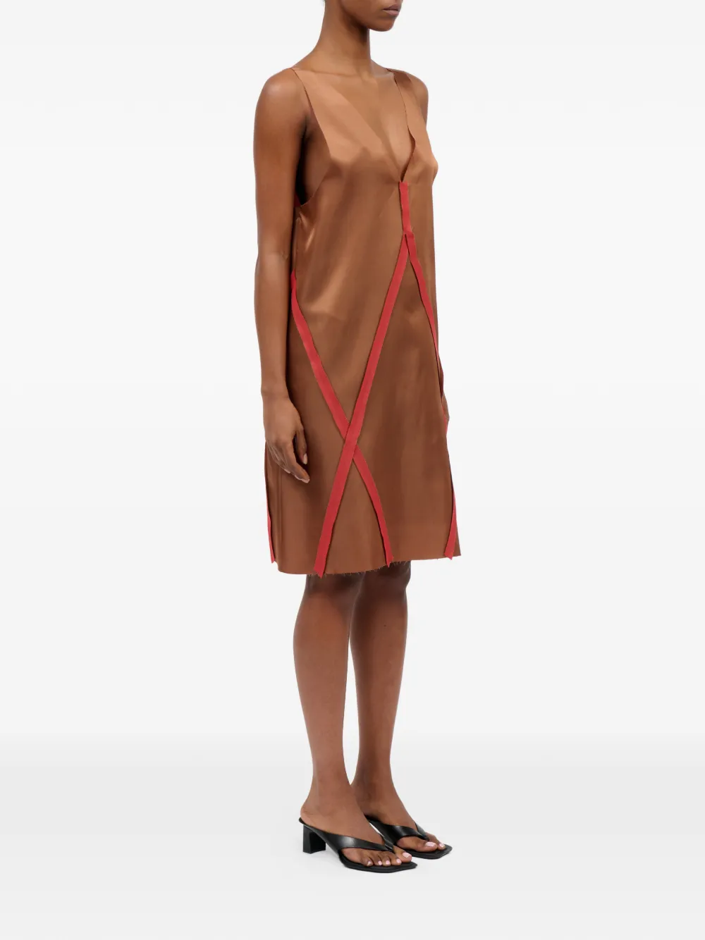 MM6 Maison Margiela Mini-jurk met V-hals en vlakken Bruin