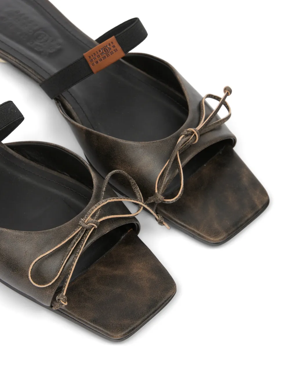 MM6 Maison Margiela square bow leather sandals Bruin