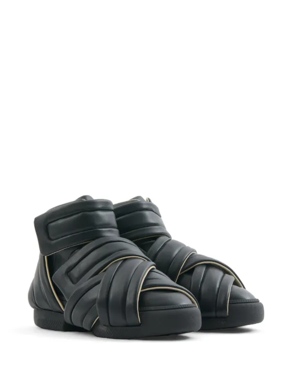 Maison Margiela Future Show Leather Sneakers | Black | FARFETCH CA