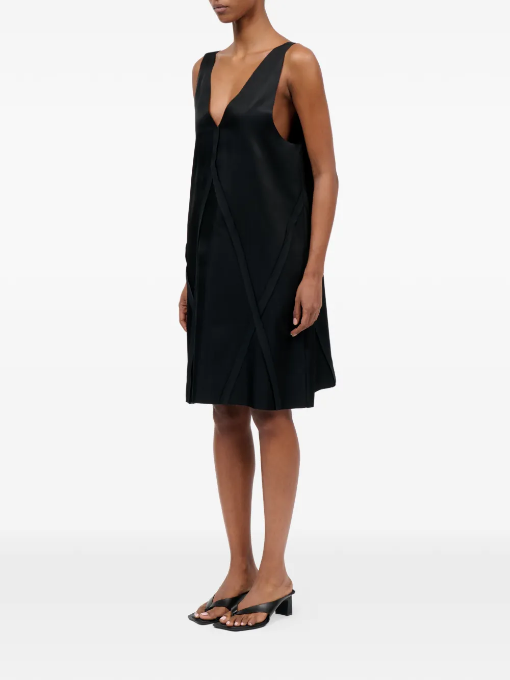 MM6 Maison Margiela Midi-jurk met V-hals Zwart