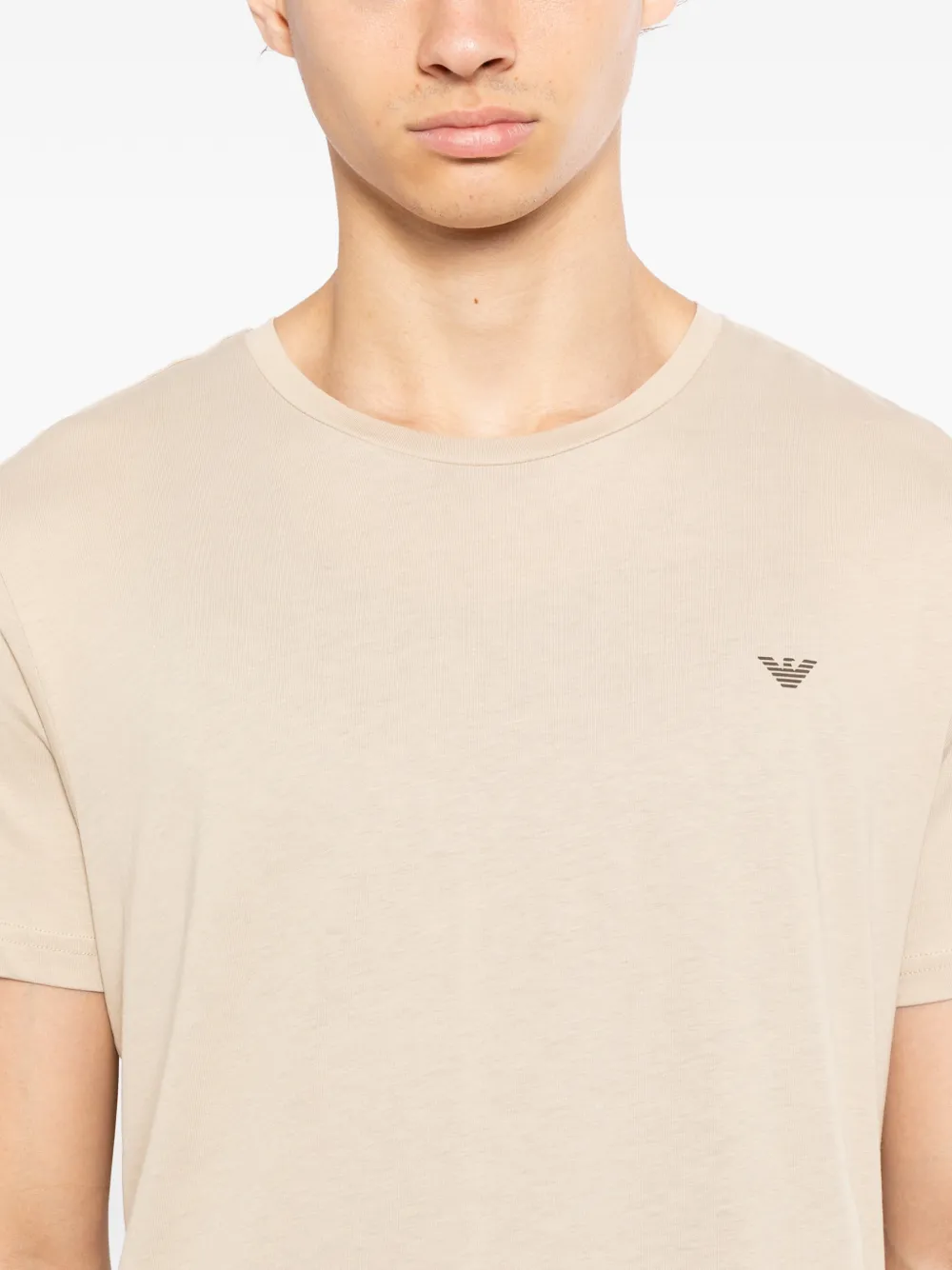 Emporio Armani T-shirt met logoprint Beige