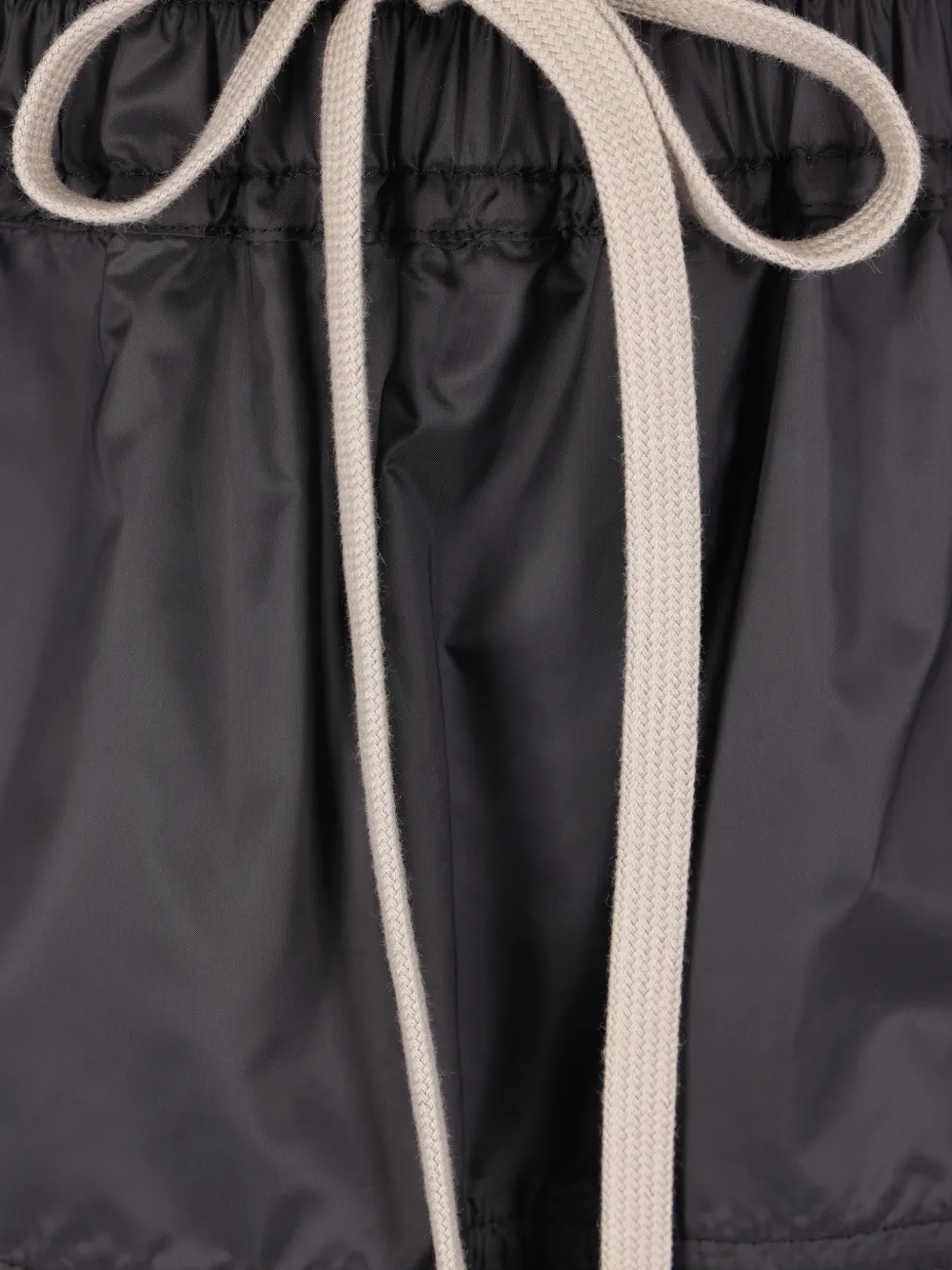 Moncler X Rick Owens Logo-patch Kilt Panel Shorts - Black 