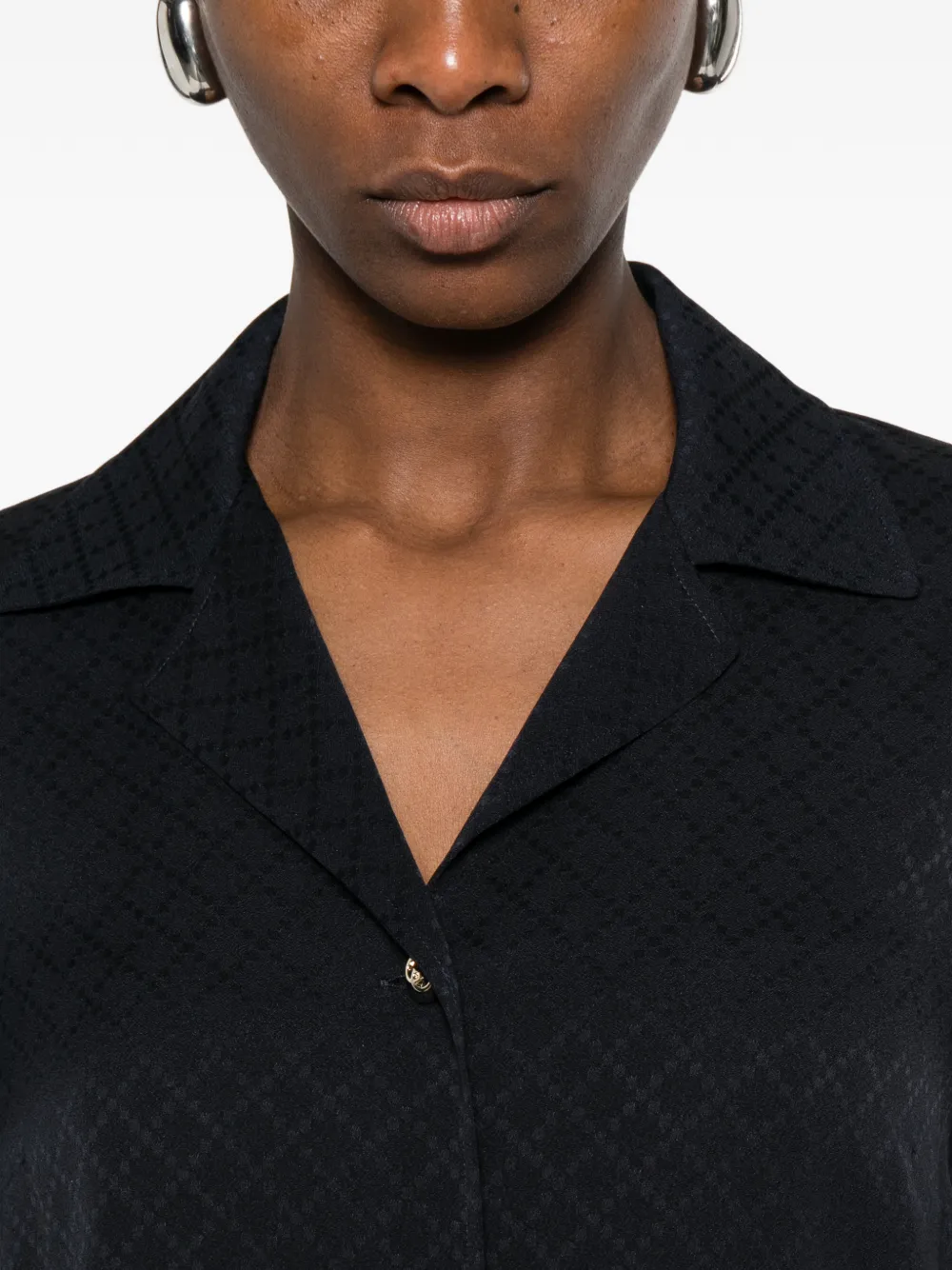 diamond-pattern buttoned shirt