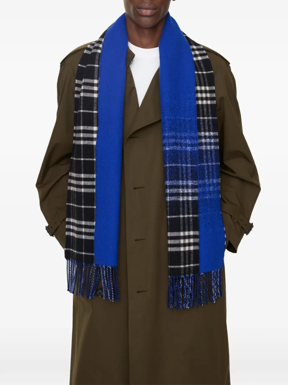  Burberry Gradient Check Cashmere Scarf - Blue 