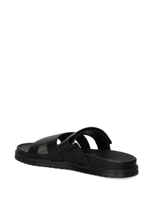 Tommy Hilfiger logo-detail Leather Sandals | Black | FARFETCH display picture 1