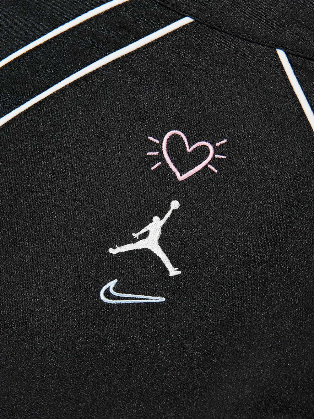 Jordan Kids Love Is In The Air jack met hartprint en rits Zwart
