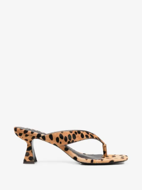 Cult Gaia sandalias Abi con estampado de leopardo