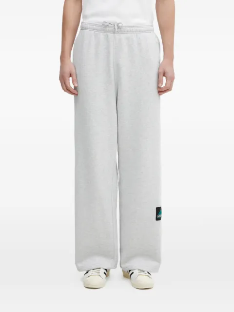 adidas pantalones con parche y cordones en la pretina