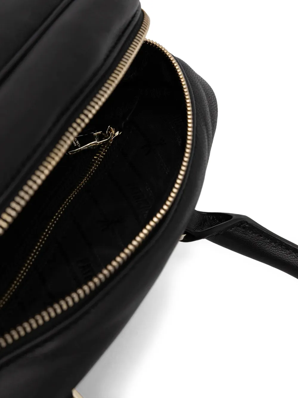 zipped tote bag