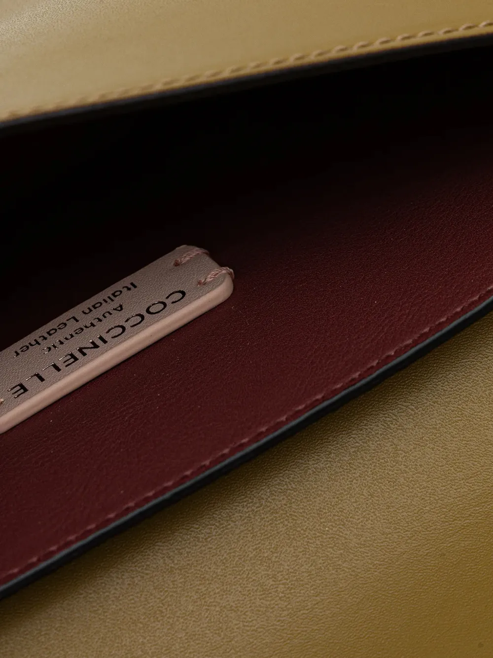 Coccinelle Kleine C-Me crossbodytas Groen