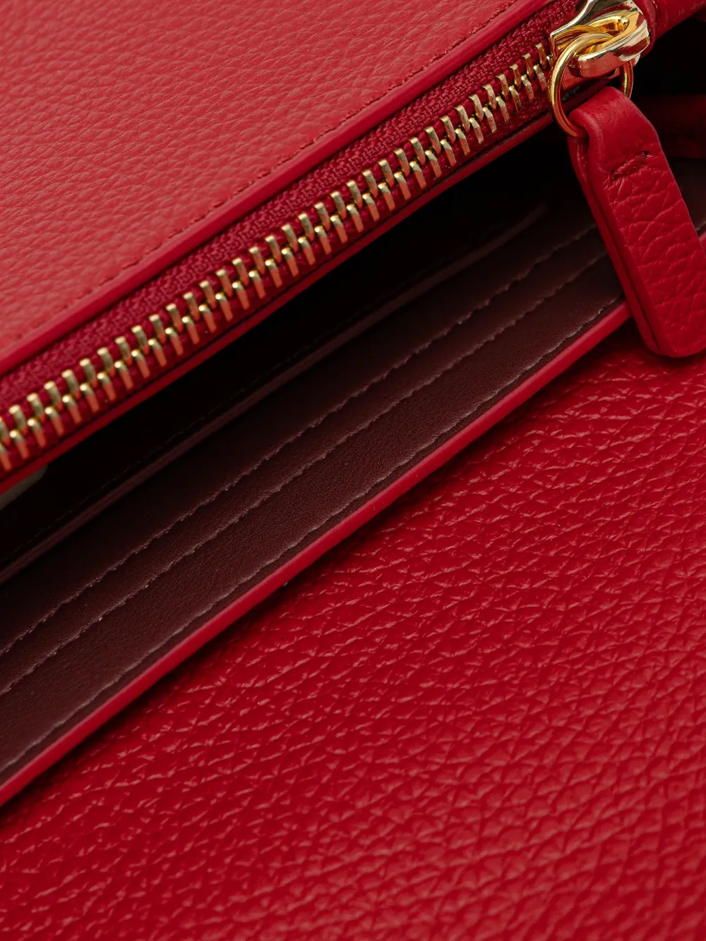 Medium C-Me Lock Shoulder Bag