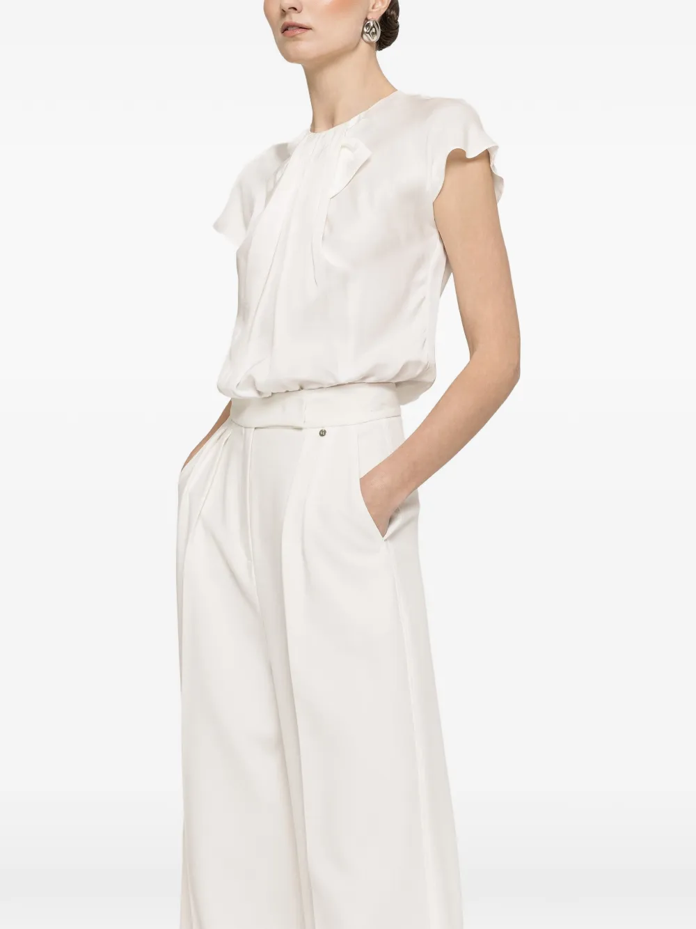 NISSA pleat-detail blouse - Bianco