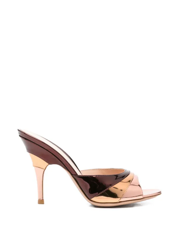 Gianvito Rossi Marea Metallic Sandals in Purple