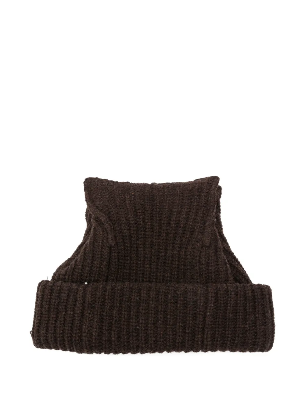Button-Detail Beanie