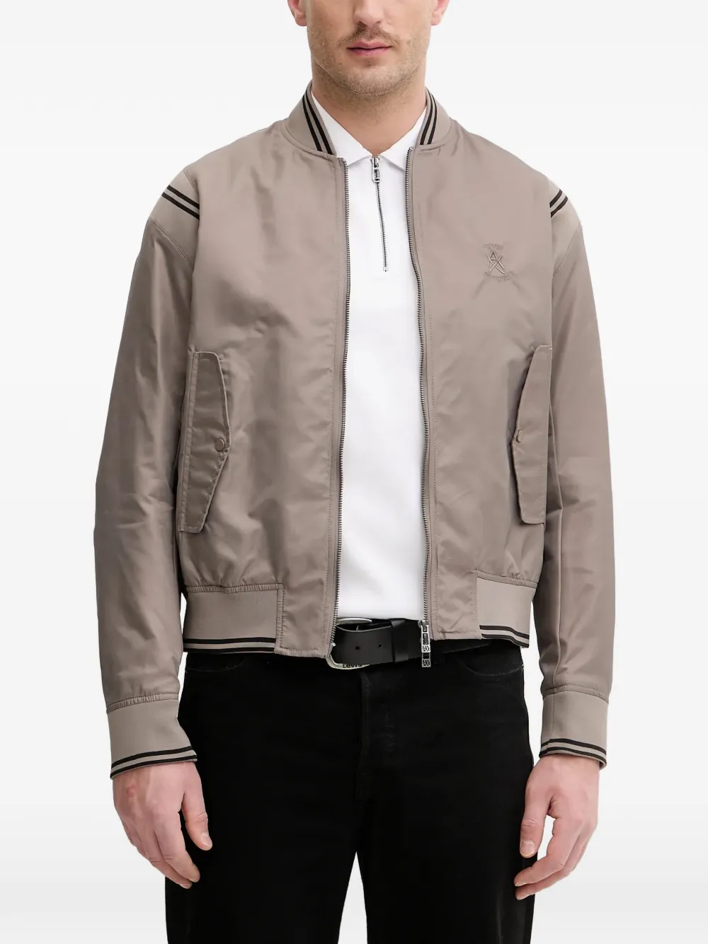 Armani Exchange logo-embroidered bomber jacket - Nude
