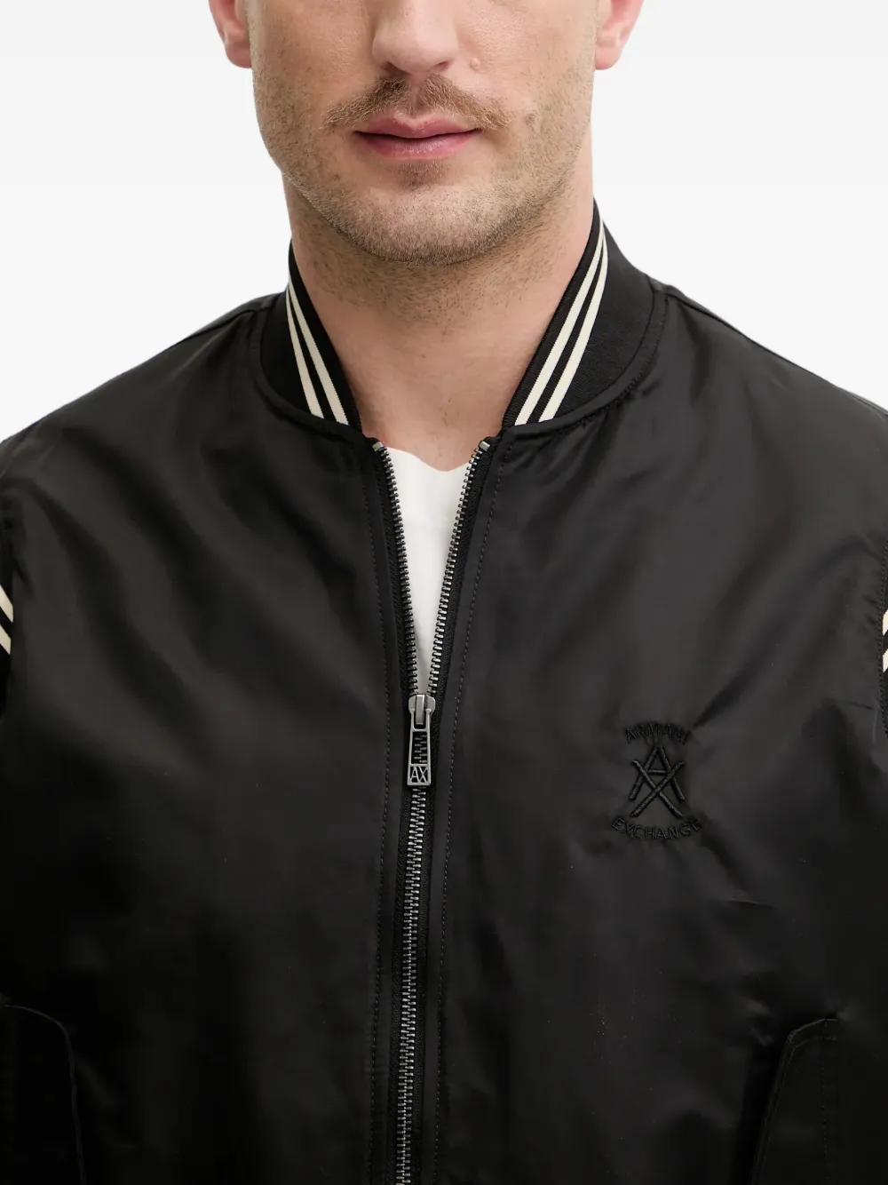 Armani Exchange Jack met gestreept detail Zwart