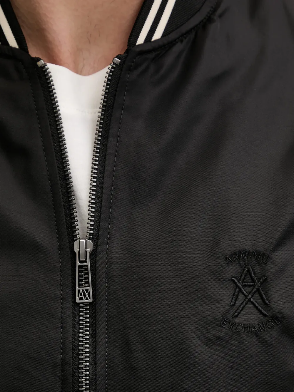 Armani Exchange Jack met gestreept detail Zwart
