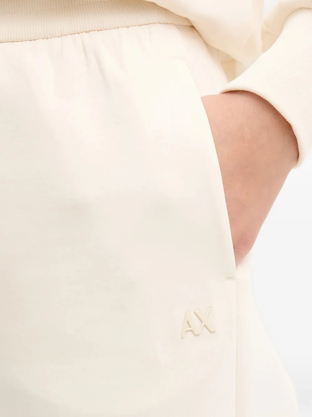 Armani Exchange Joggingbroek met logoplakkaat en wijde pijpen Beige