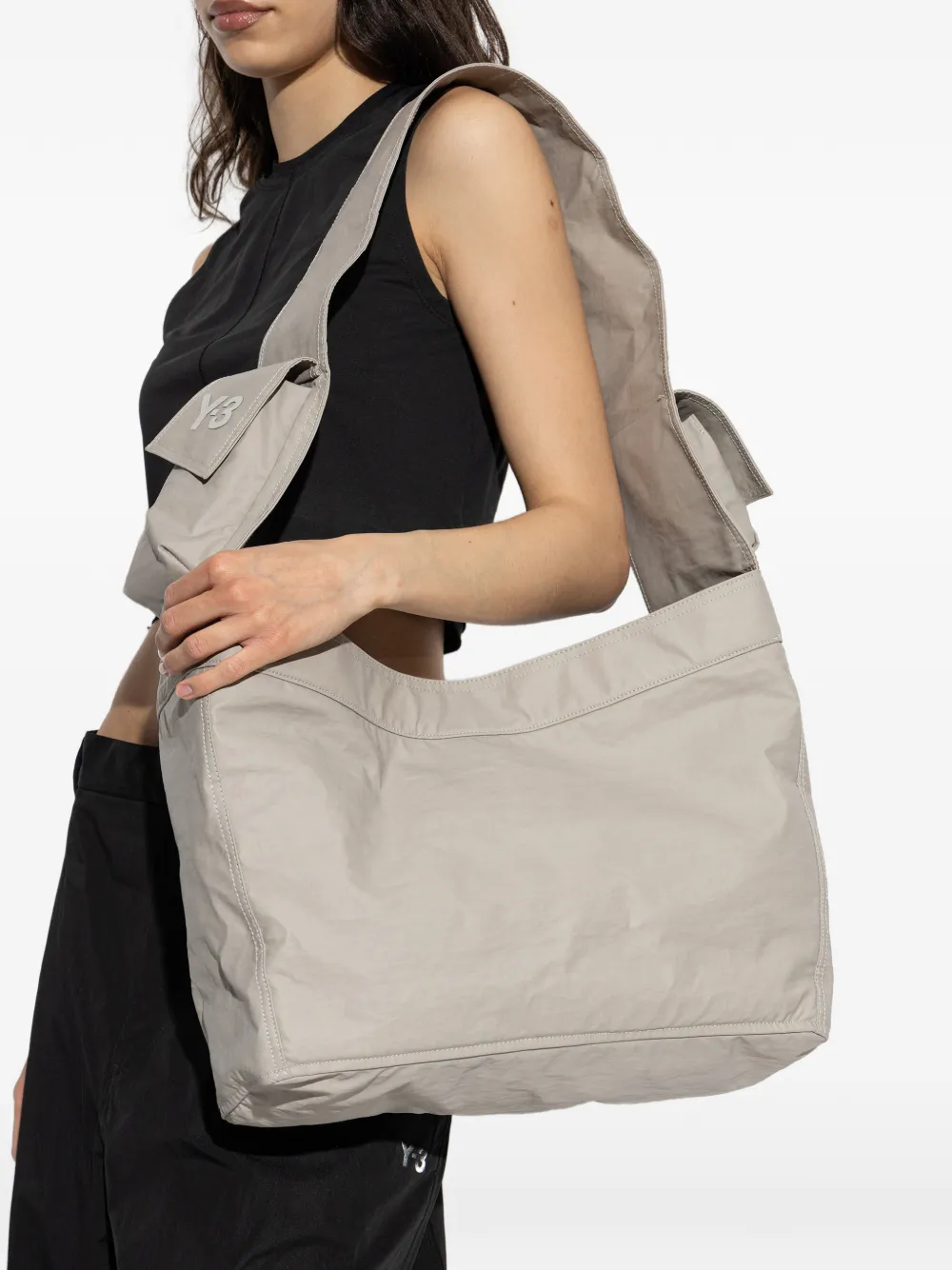 Y-3 Newspaper shopper met zak Beige