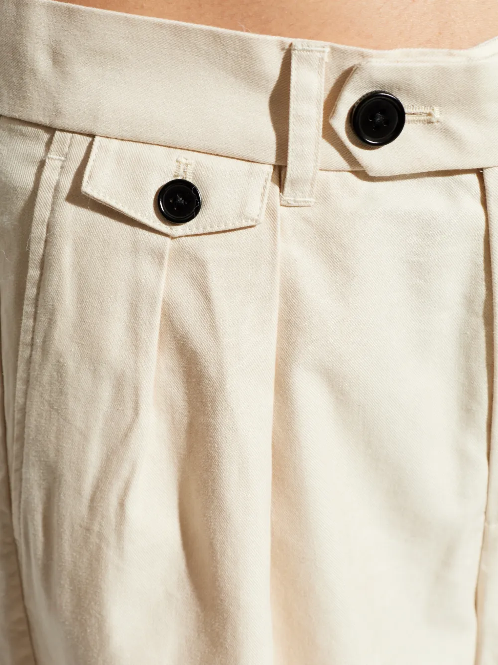 AllSaints Conway geplooide broek met knopen Beige