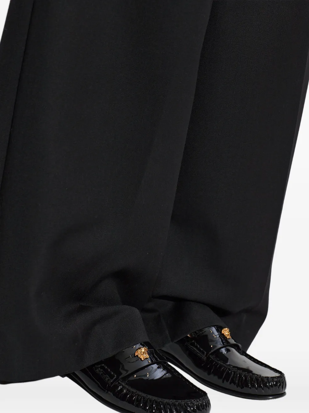 Versace medusa-detail loafers Zwart
