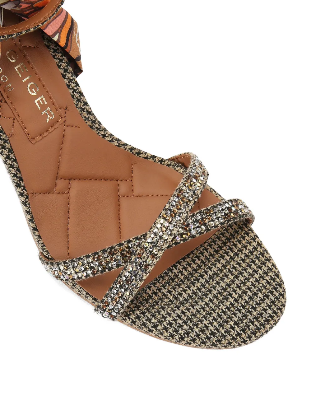 Kurt Geiger London houndstooth-pattern crystal-embellishment sandals Oranje